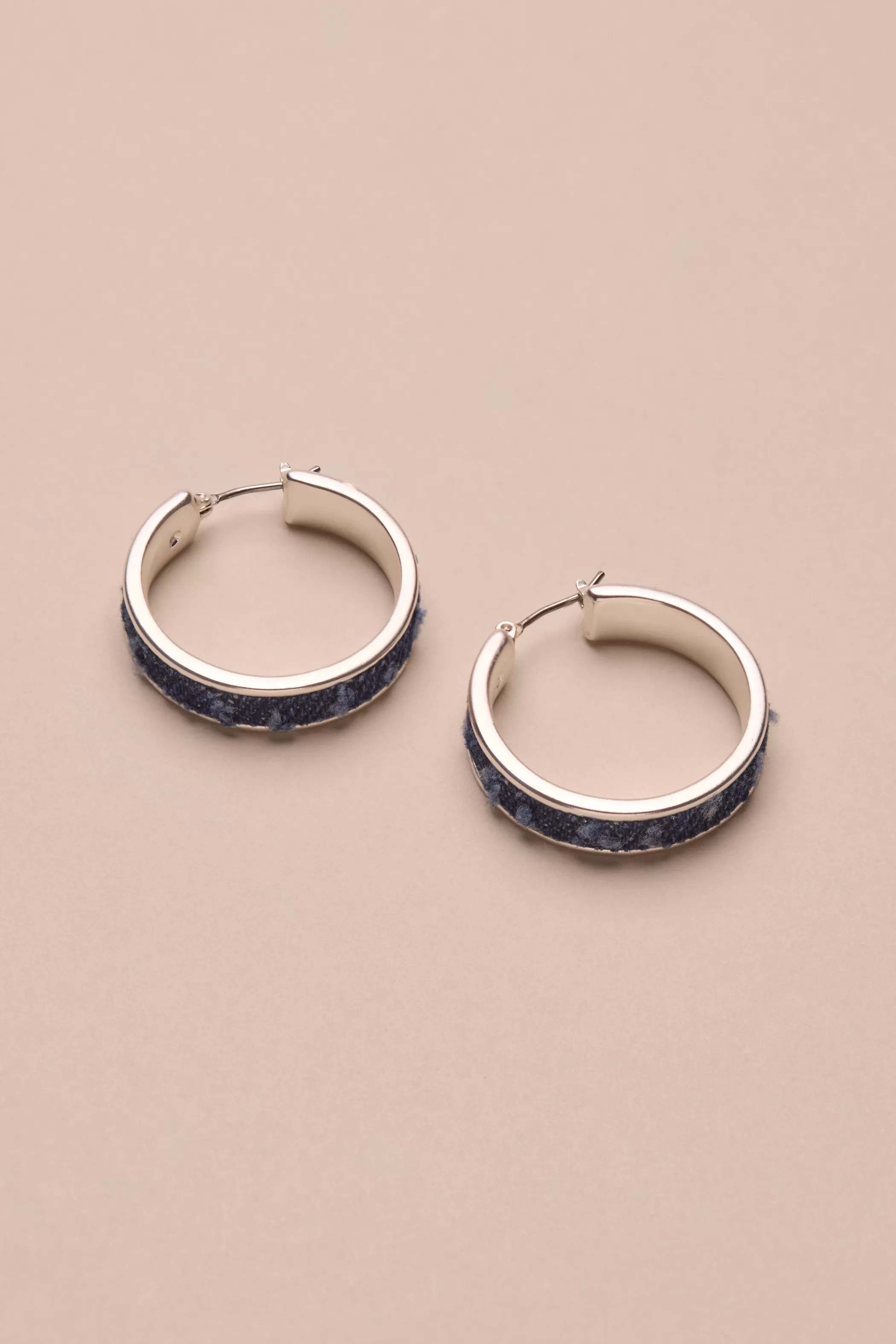 Lucky Brand Jewelry*denim hoop earring silver