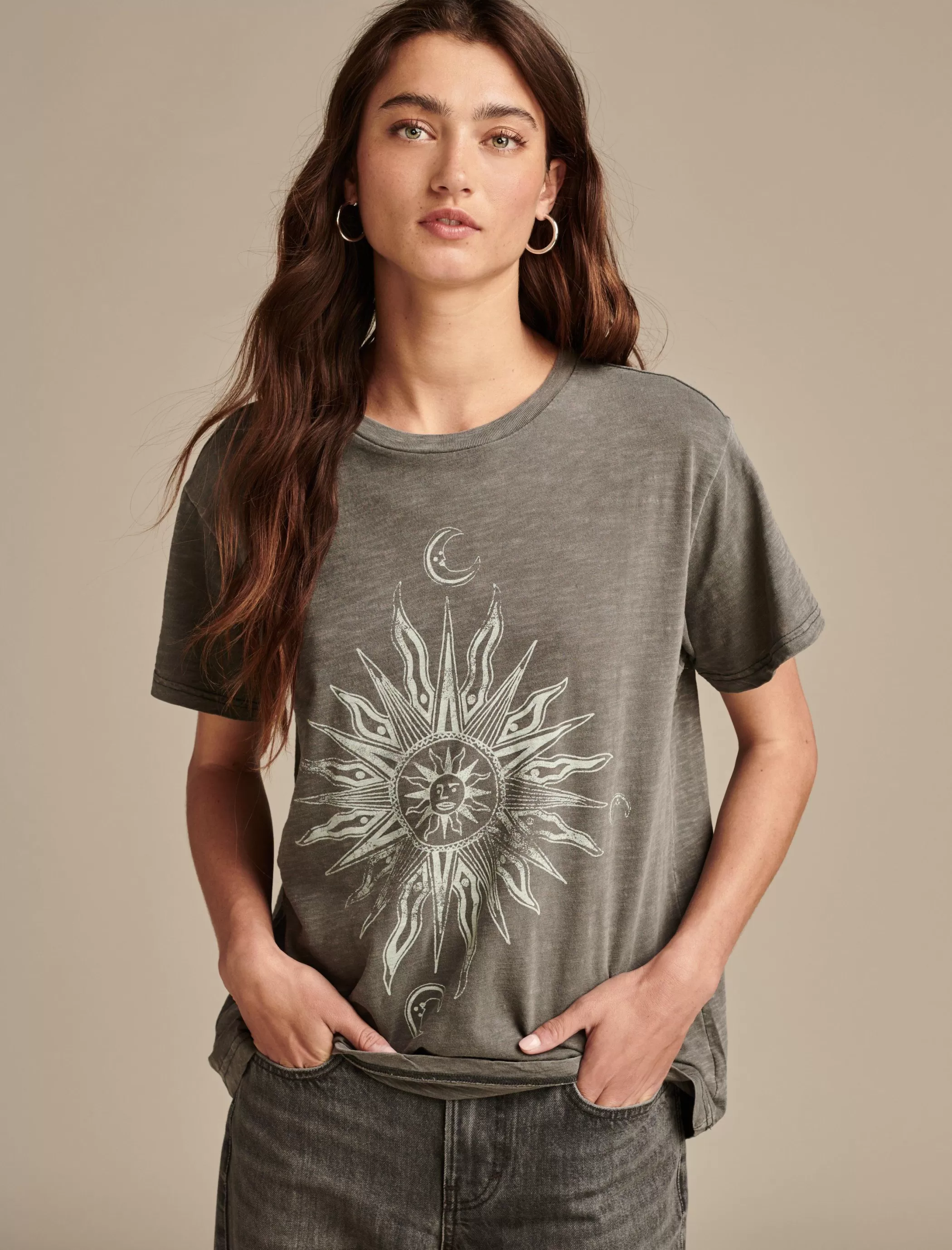 Lucky Brand Graphic Tees*spiritual boyfriend crew plum kitten